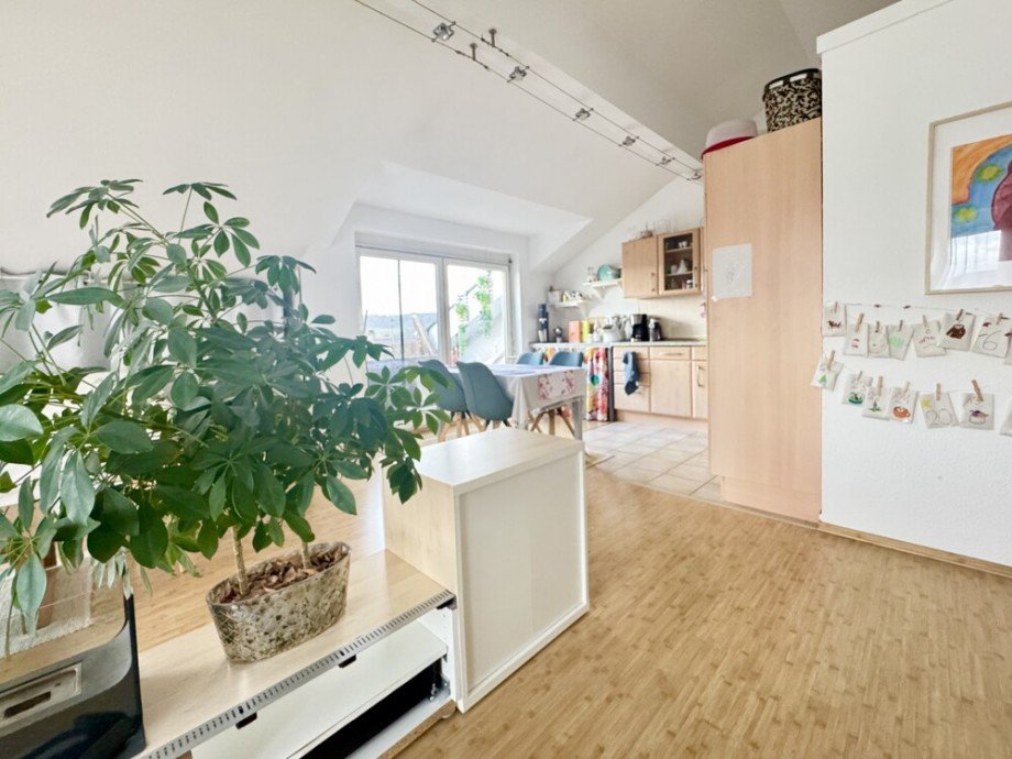 Wohnen/Essen/Kochen Dachgeschosswohnung Oberstenfeld