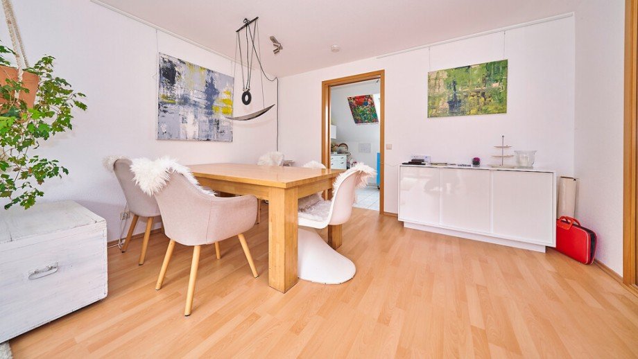 Wohn-Essbereich Dachgeschosswohnung Freiberg am Neckar