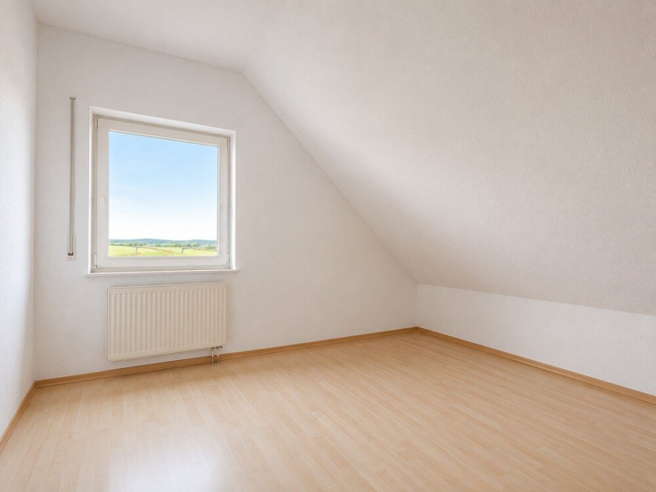 Kinderzimmer oder Office 2 Dachgeschosswohnung Gro�bottwar