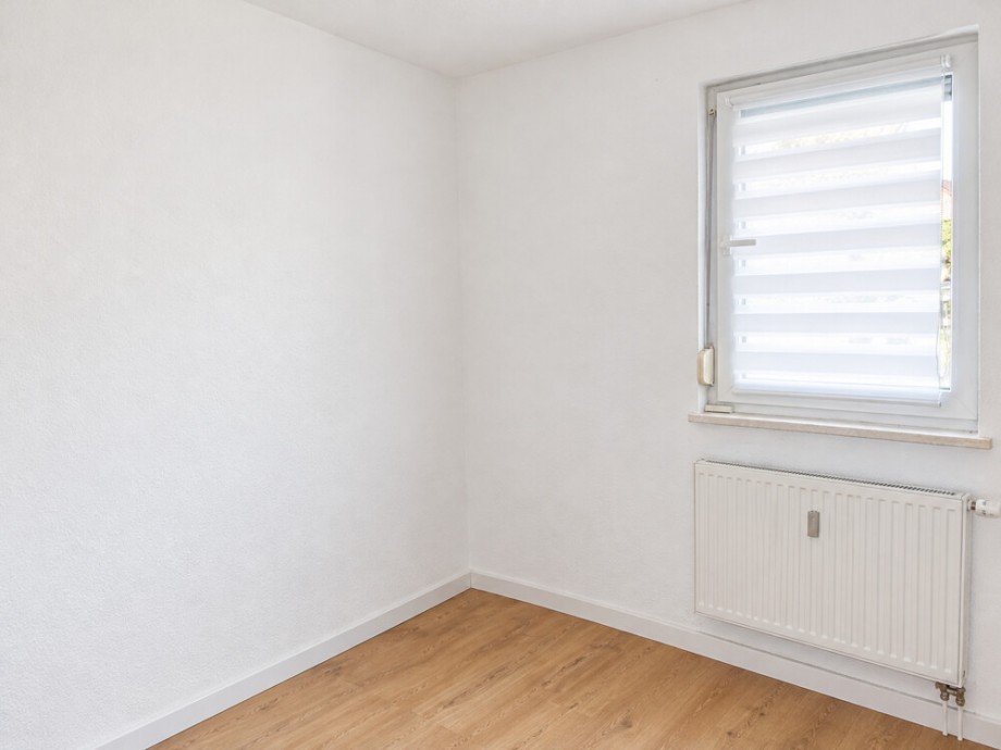 B�ro/Kinderzimmer - mit KI aufger�umt Etagenwohnung Bietigheim-Bissingen