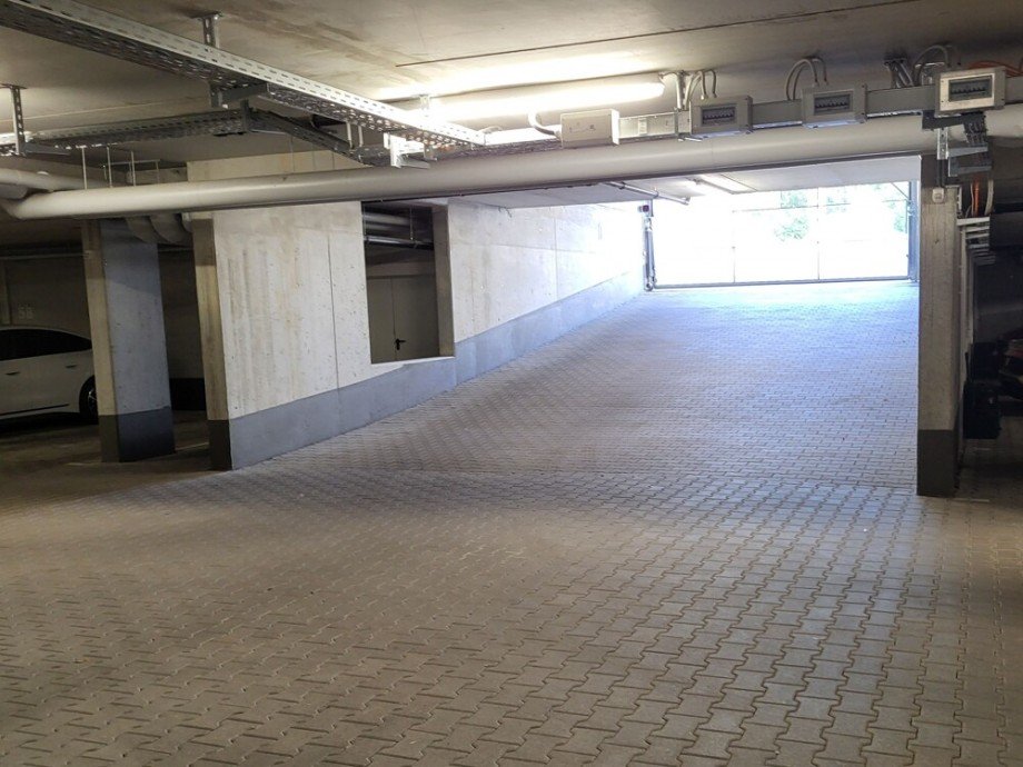 Tiefgarageneinfahrt Etagenwohnung Fellbach / Schmiden