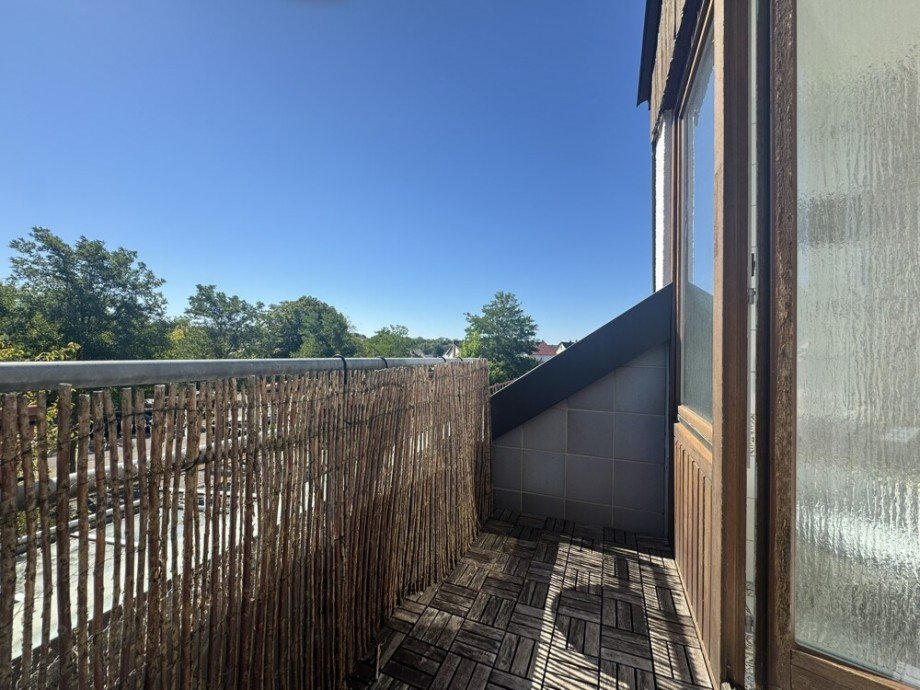 Balkon Badezimmer DG Doppelhaush�lfte Abstatt