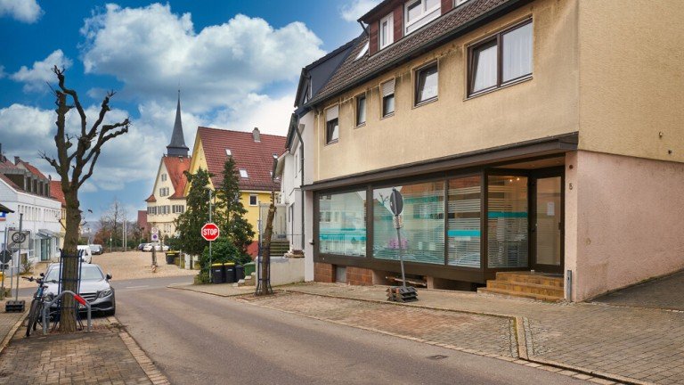 Aussenansichten_08 Ingersheim Haus Wohnen und Arbeiten - dieses Haus ist vielseitig nutzbar &Sie k�nnen zukunftssicher investieren!
