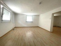 Bild (1837070650ad41895e11eb888020c51e): Fachwerkcharme trifft Potenzial - Zweifamilienhaus mit gro�er Scheune in Sachsenheim-Ochsenbach