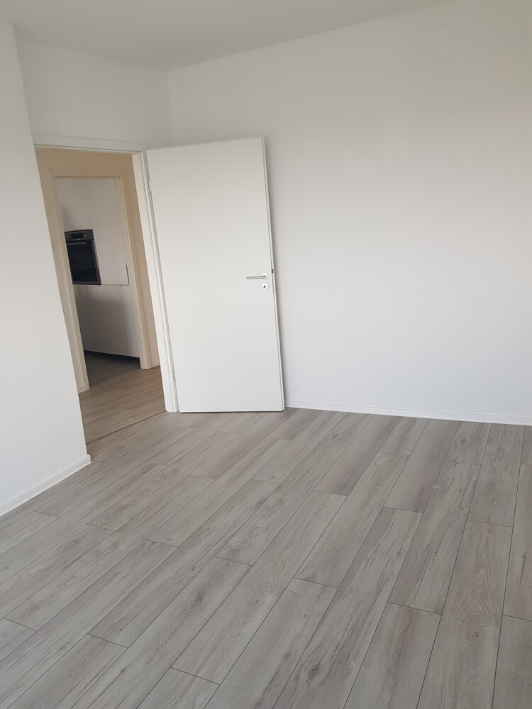 Schlafzimmer Etagenwohnung Stuttgart / Rot