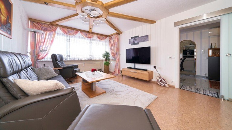 Wohnzimmer Gro�bottwar Etagenwohnung H�bsche 4,5-Zimmer-Wohnung mit Balkon und hochwertiger Ausstattung