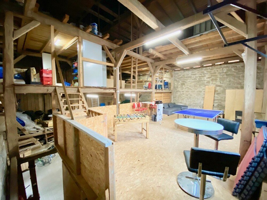 Scheune Mehrfamilienhaus Ludwigsburg / Pflugfelden