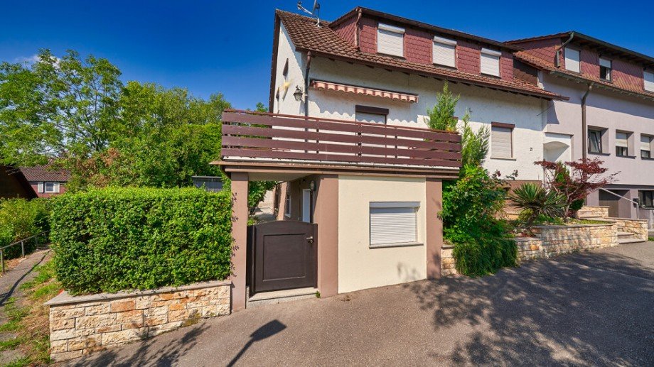 Hausansicht Doppelhaush�lfte M�hlacker / Lomersheim