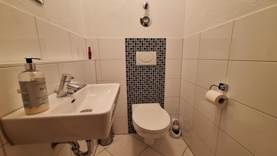 Separates WC f�r Ihre Besucher - praktisch und elegant Erdgeschosswohnung Ludwigsburg