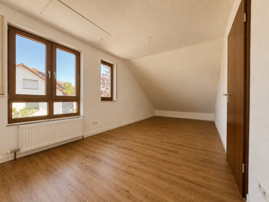 Kinderzimmer/Office DG Doppelhaush�lfte Abstatt