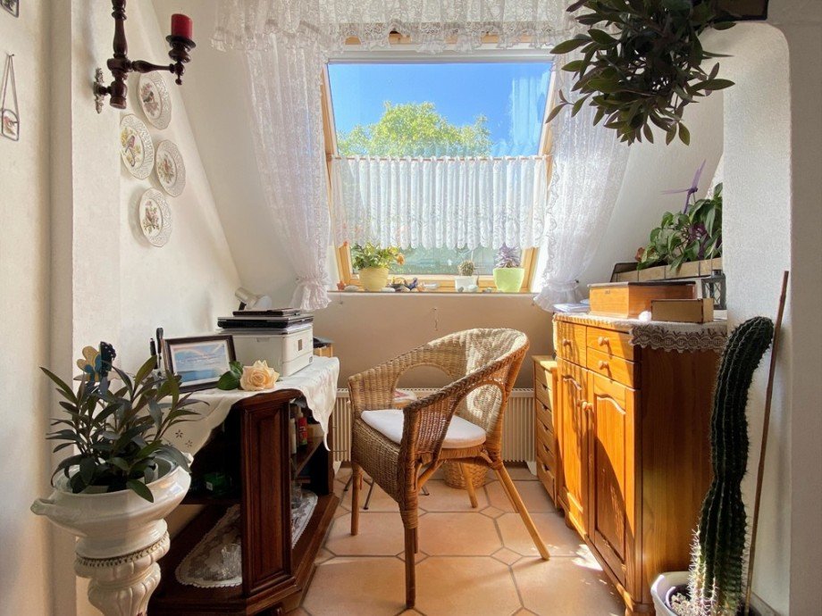 Whg. 1 im OG - Lese-Ecke Zweifamilienhaus Oedheim / Degmarn