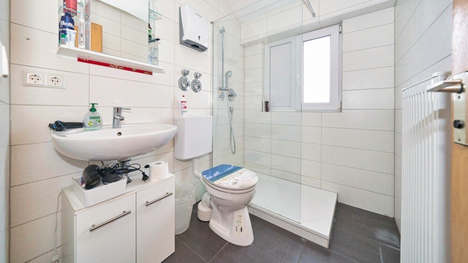 DG_Praxis_Bad_WC Haus Ingersheim