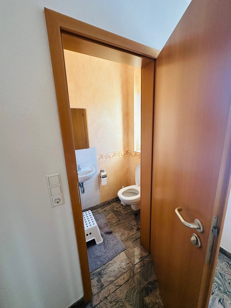 G�ste WC Erdgeschosswohnung Sersheim