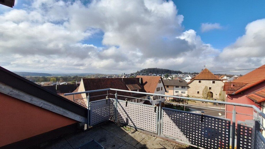 klein aber fein - Ihr Sonnenbalkon mit malerischer Kulisse Etagenwohnung Affalterbach