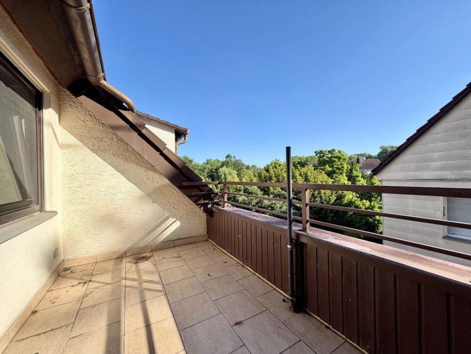 Terrassen-Balkon ... Dachgeschosswohnung Heilbronn / Frankenbach