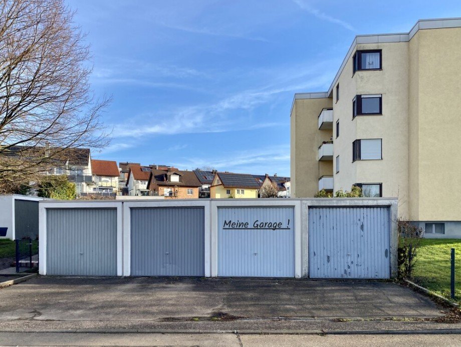 Garage mit Stellplatz ... Etagenwohnung Eberstadt