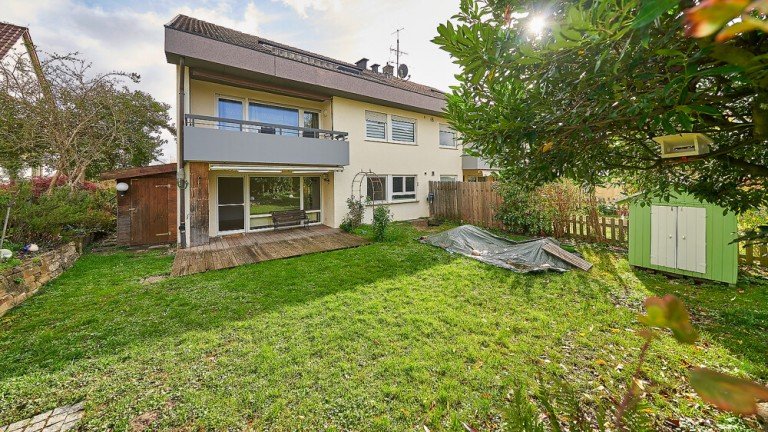 Ansicht_West_01 Ingersheim Erdgeschosswohnung Fast wie im eigenen Haus! 4,5 Zimmer mit Gartenparadies - sofort frei & provisionsfrei!