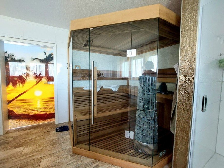 Tageslichtbad m. Sauna Etagenwohnung Neckarsulm / Amorbach