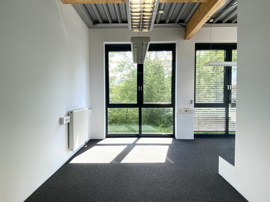 Raum 1 B�rohaus Gro�bottwar