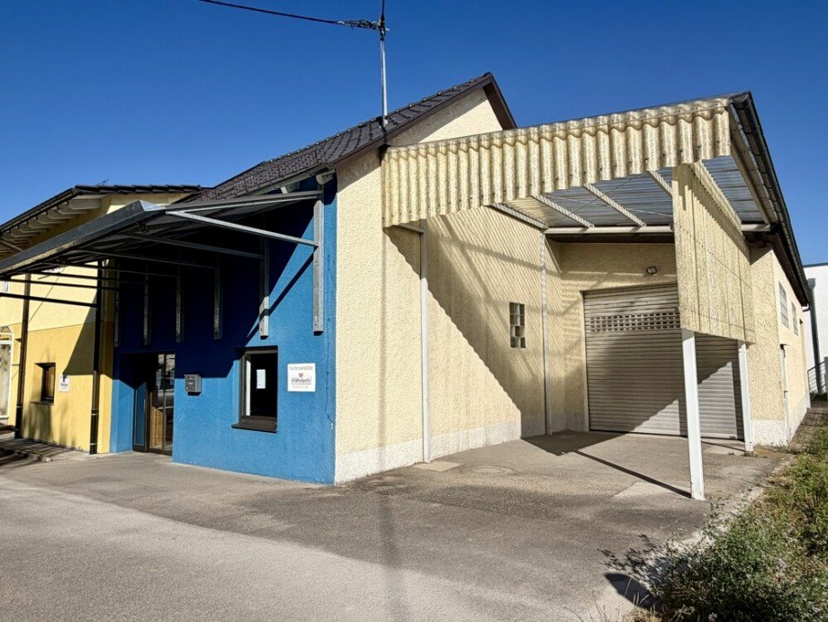 Au�enansicht 2 Halle / Lager / Produktion Beilstein