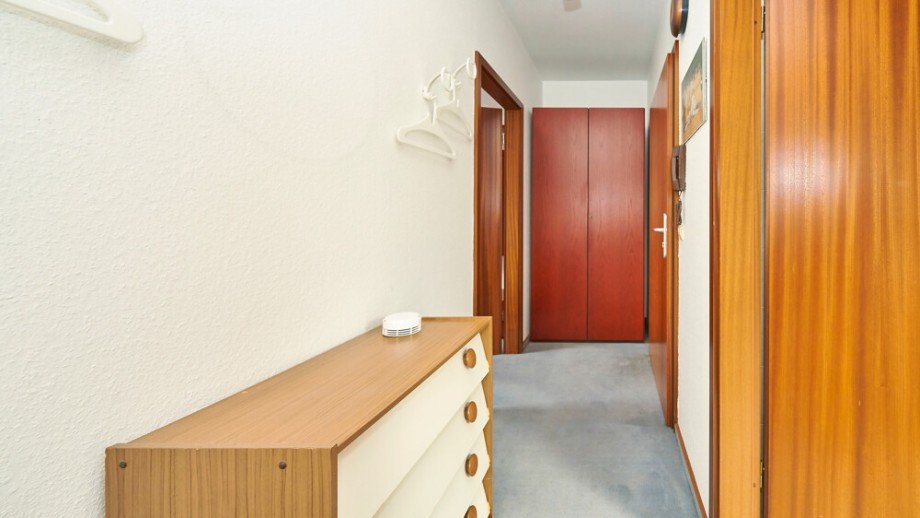 DG_Flur_01 Etagenwohnung Freiberg am Neckar