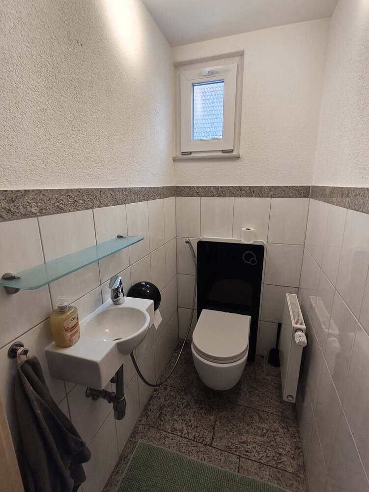 WC Mehrfamilienhaus Ludwigsburg / Pflugfelden