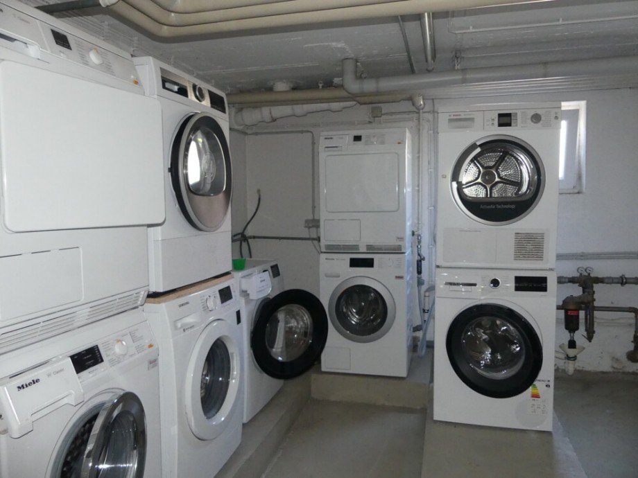 gemeinschaftliche Waschk�che Dachgeschosswohnung Ludwigsburg / Hoheneck