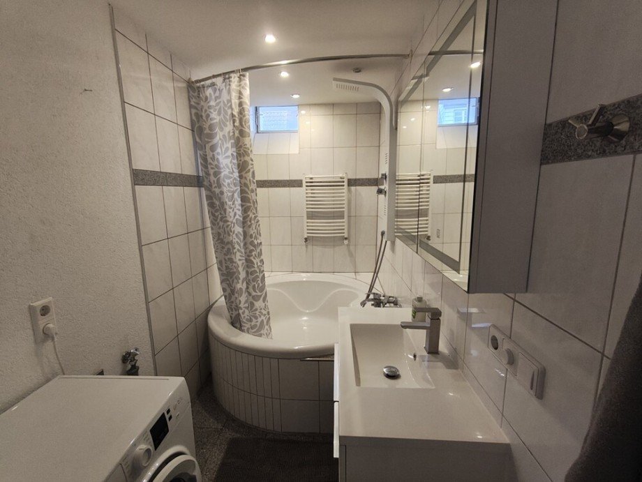 Bad Mehrfamilienhaus Ludwigsburg / Pflugfelden