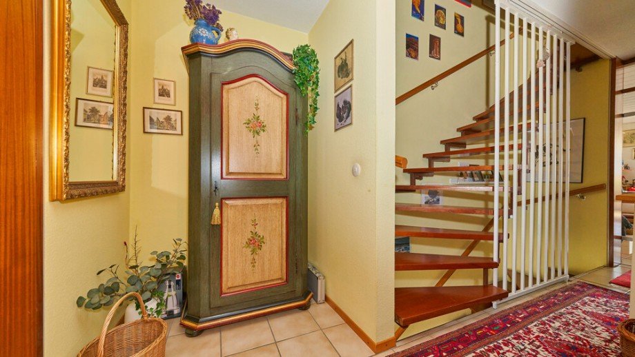 EG_Treppenhaus Reihenmittelhaus Freiberg am Neckar / Beihingen