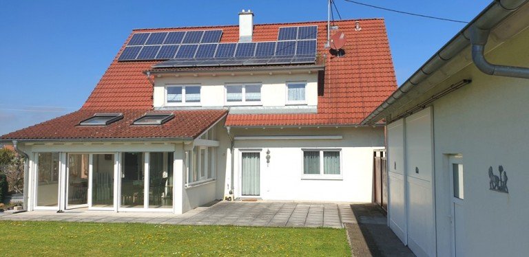 R�ckseite Haus Sersheim Chalet 6 Zimmer, 2 Ebenen, Wintergarten & separater Bereich - Wohnen & Arbeiten perfekt