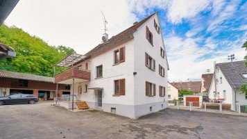 Hauptbild Einzigartiges Anwesen mit Zweifamilienhaus, Bauplatz, Scheune, Maschinenschuppen und gro�em Garten!!