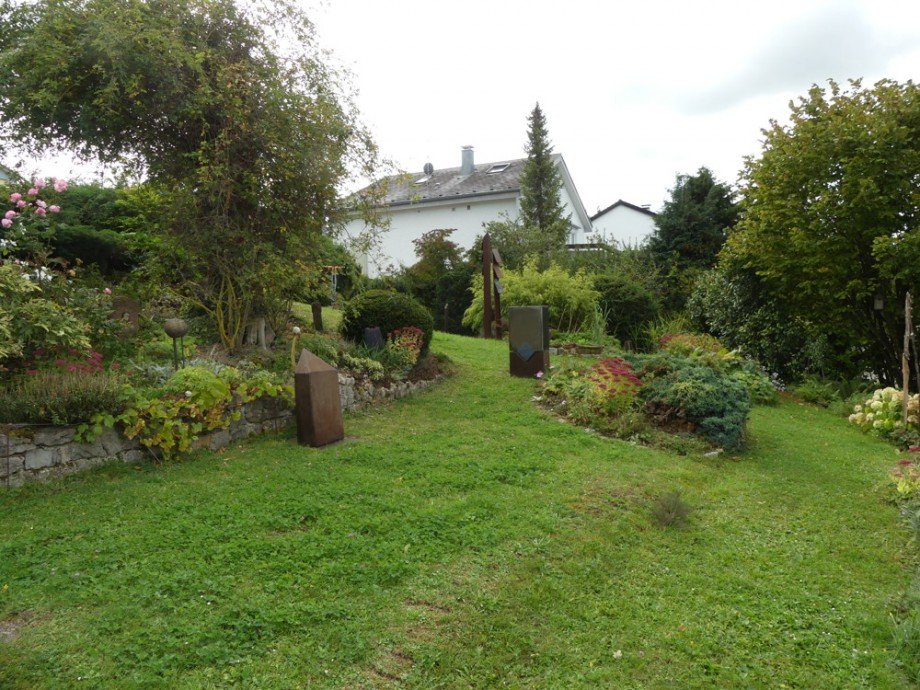 Gartenbereich Einfamilienhaus Wiernsheim / Serres
