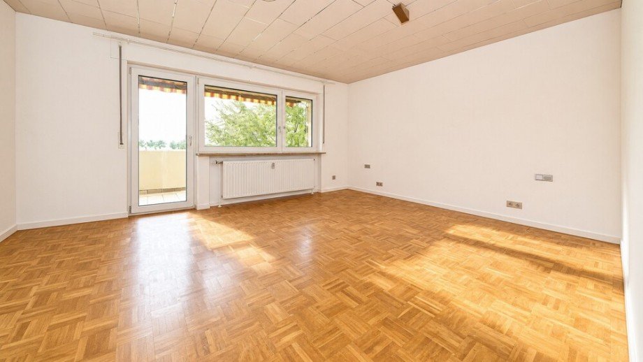 Schlafzimmer mit KI ger�umt Etagenwohnung Marbach am Neckar