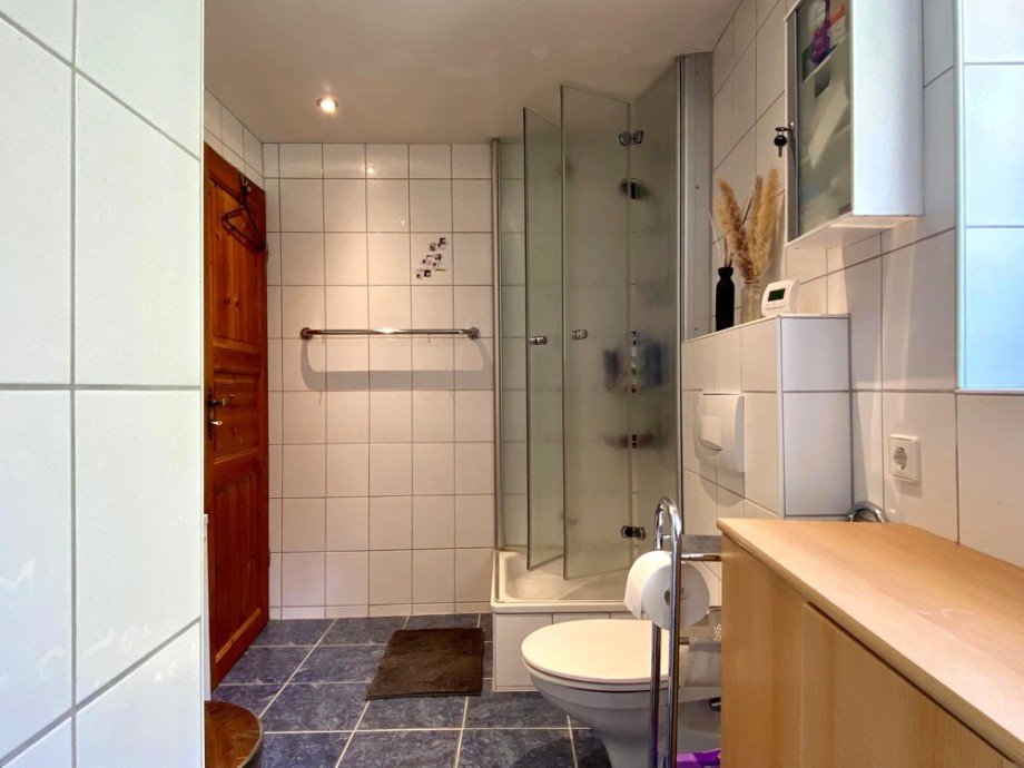 ELW. im EG - Bad Zweifamilienhaus Oedheim / Degmarn