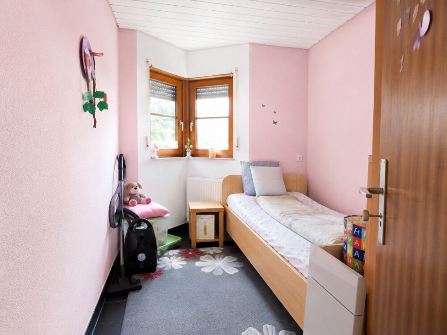 Kinderzimmer/Homeoffice Erdgeschosswohnung Sachsenheim / Hohenhaslach