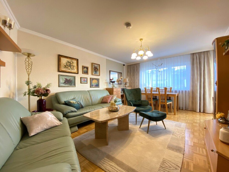 gem�tlicher Wohn-/ Essraum ... Etagenwohnung Eberstadt