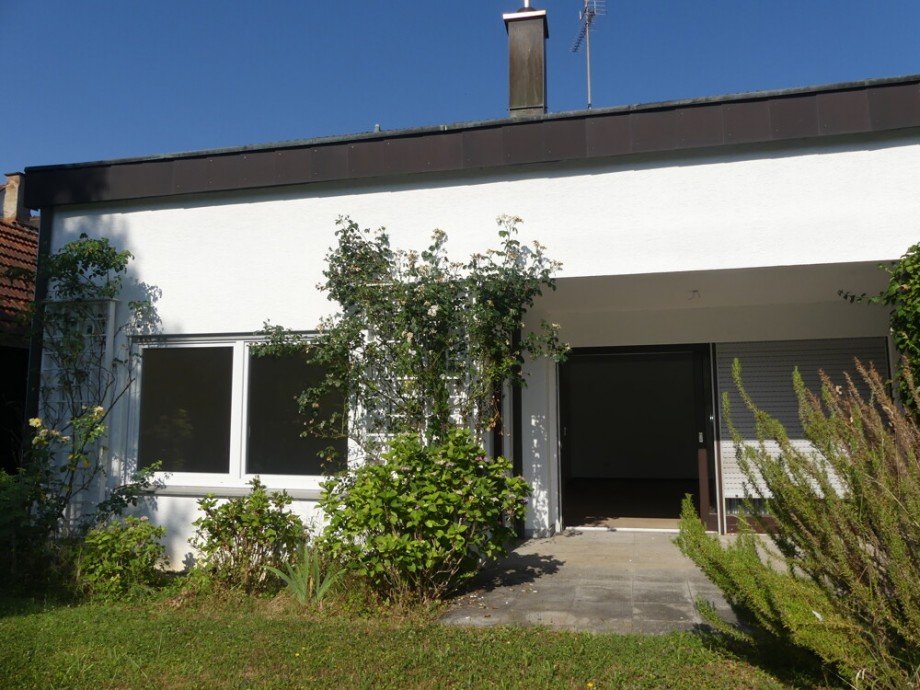 Hausansicht hinten Doppelhaush�lfte Marbach