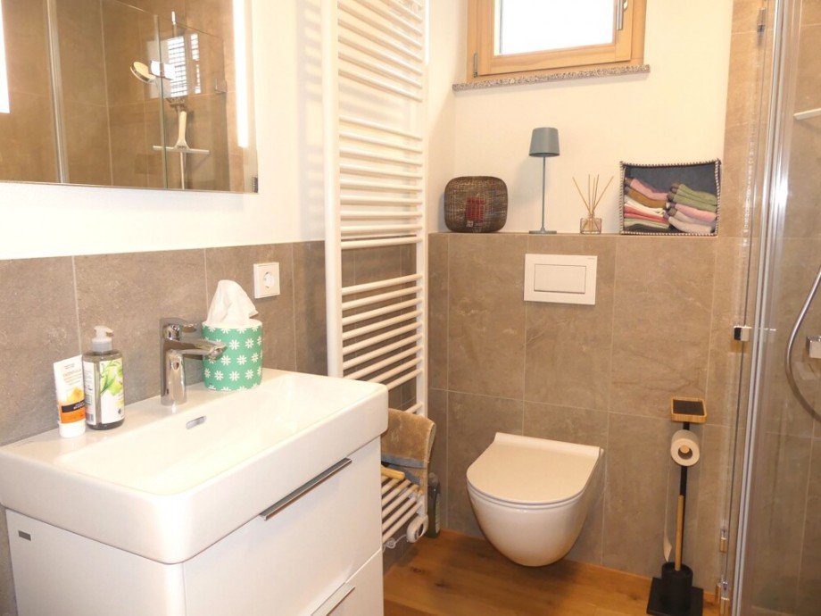 Teilm�biliertes Badezimmer Erdgeschosswohnung Ludwigsburg / Neckarweihingen