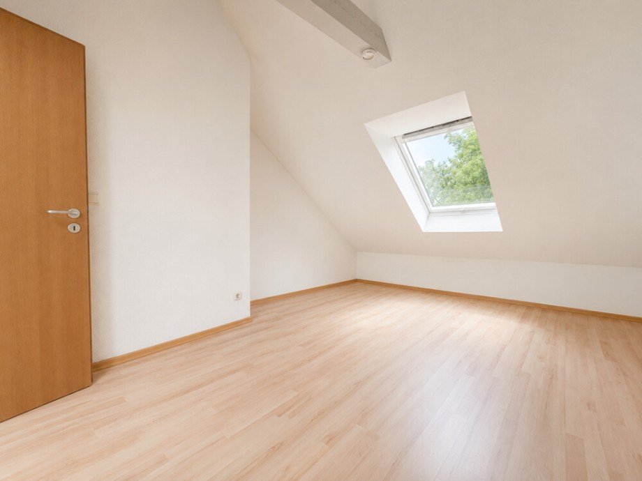 Kinderzimmer oder Office 1 Dachgeschosswohnung Gro�bottwar