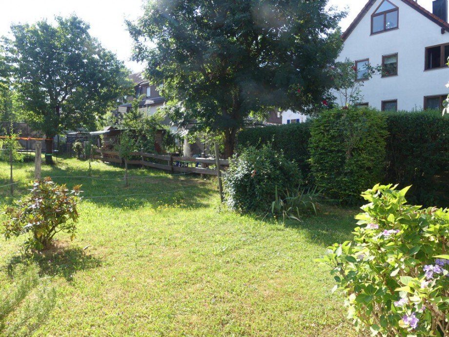 Garten Doppelhaush�lfte Marbach