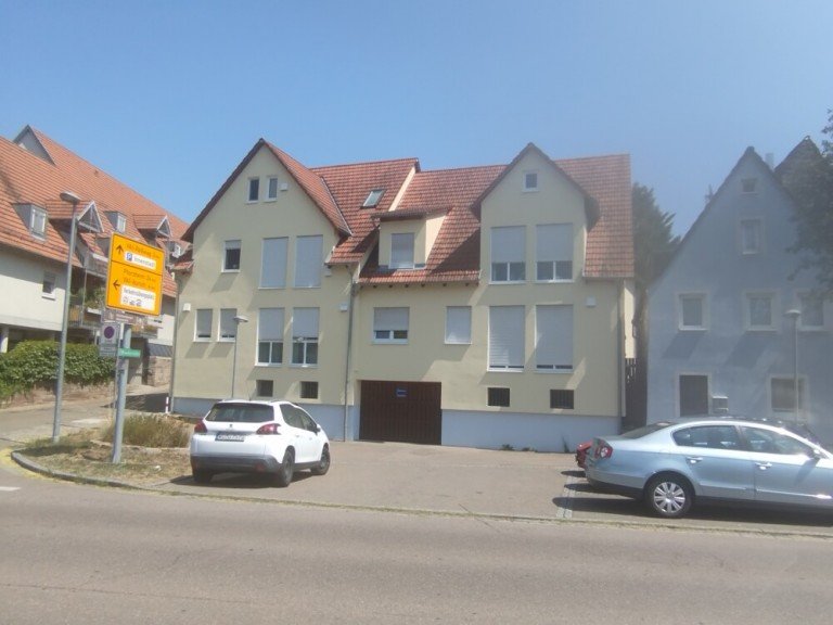 Haus_S�dseite Vaihingen an der Enz Etagenwohnung Idyllisch gelegene 3-Zimmer-Whg, an der Enz in Vaihingen, am Rand der Innenstadt, frei ab 1.11.26