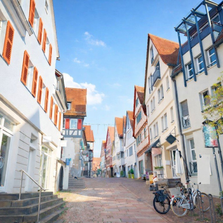 Stra�e zum Appartement Bietigheim-Bissingen Erdgeschosswohnung Attraktives APPARTEMENT in bester Altstadtlage mit flexibler Nutzung zum WOHNEN oder ARBEITEN!