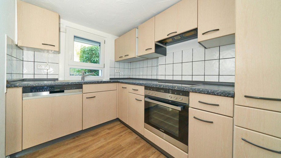 Haus 2 - K�che im EG. Zweifamilienhaus Mundelsheim