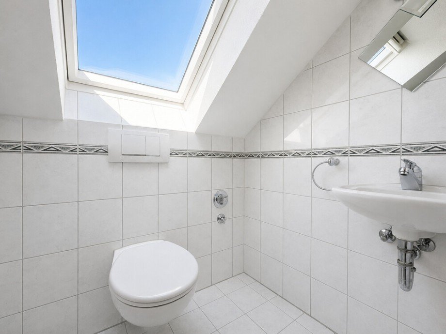 separates WC Dachgeschosswohnung Gro�bottwar