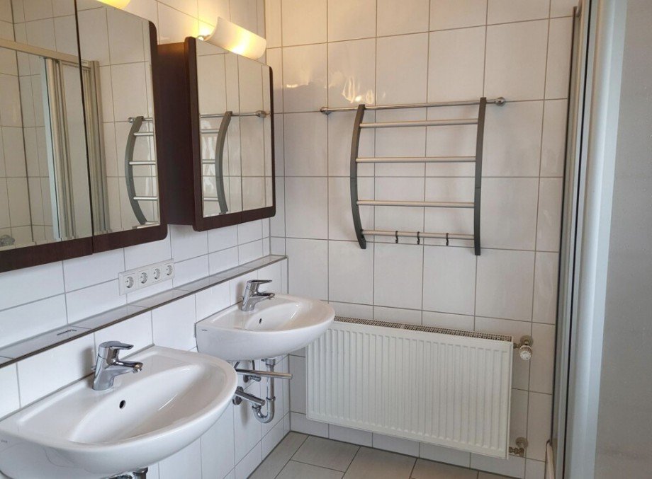 Badezimmer Reihenmittelhaus Neckarwestheim