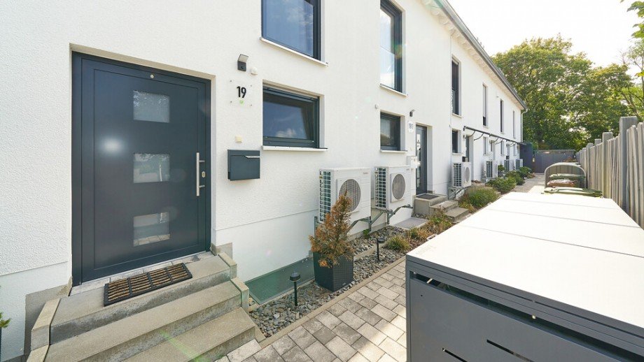 Hauseingang Reihenmittelhaus Erdmannhausen