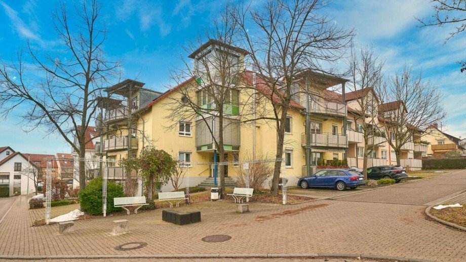 Harmonie in Form und Farbe - ein Haus zum Verlieben. Etagenwohnung Waiblingen / Hohenacker