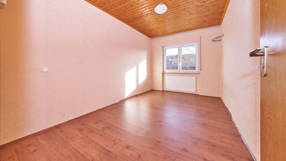 Kinderzimmer 2 EG Bungalow Vaihingen an der Enz / Ro�wag