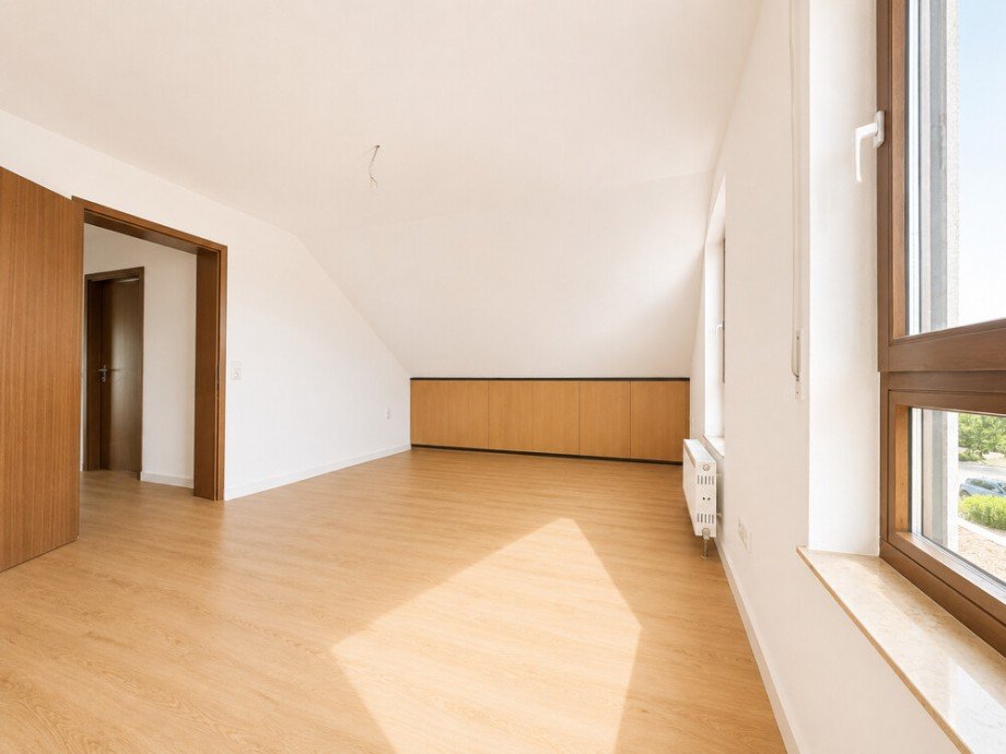 Schlafzimmer DG Doppelhaush�lfte Abstatt