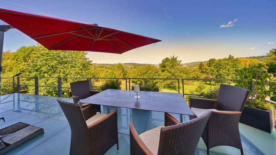 Titelfoto-Expose Einfamilienhaus Esslingen am Neckar